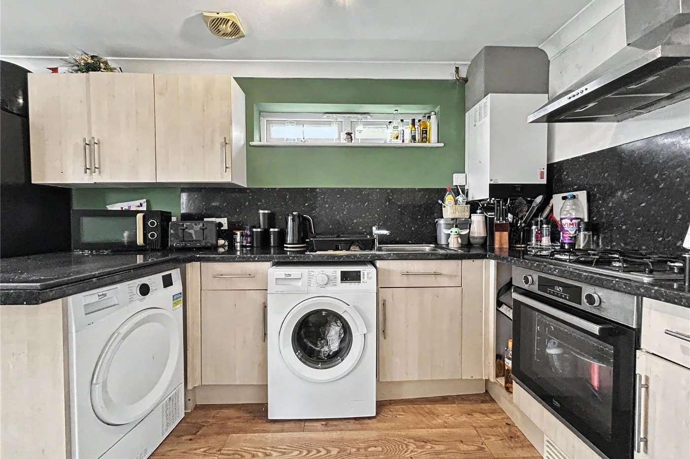 2 bedroom property for sale in Rainham | Robinson Michael & Jackson