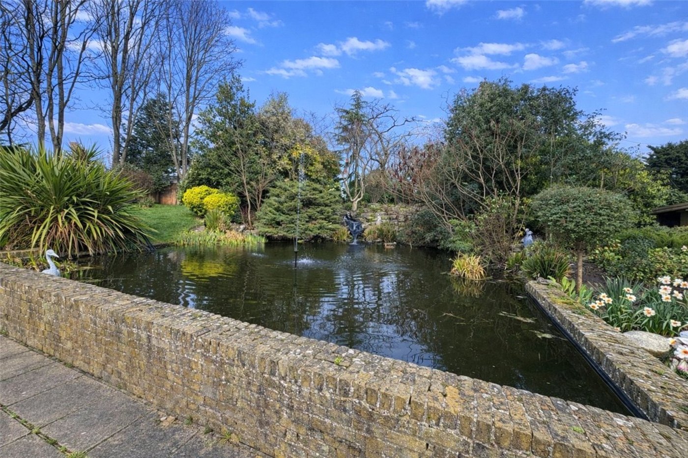 2 bedroom property to rent in South Orpington | Robinson Jackson