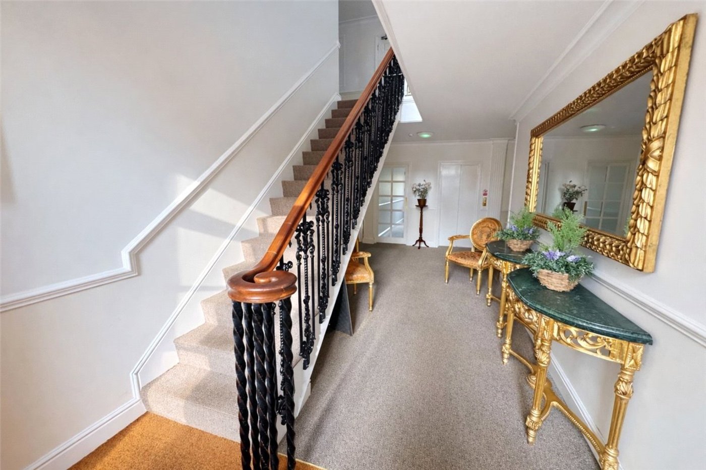 2 bedroom property to rent in South Orpington | Robinson Jackson