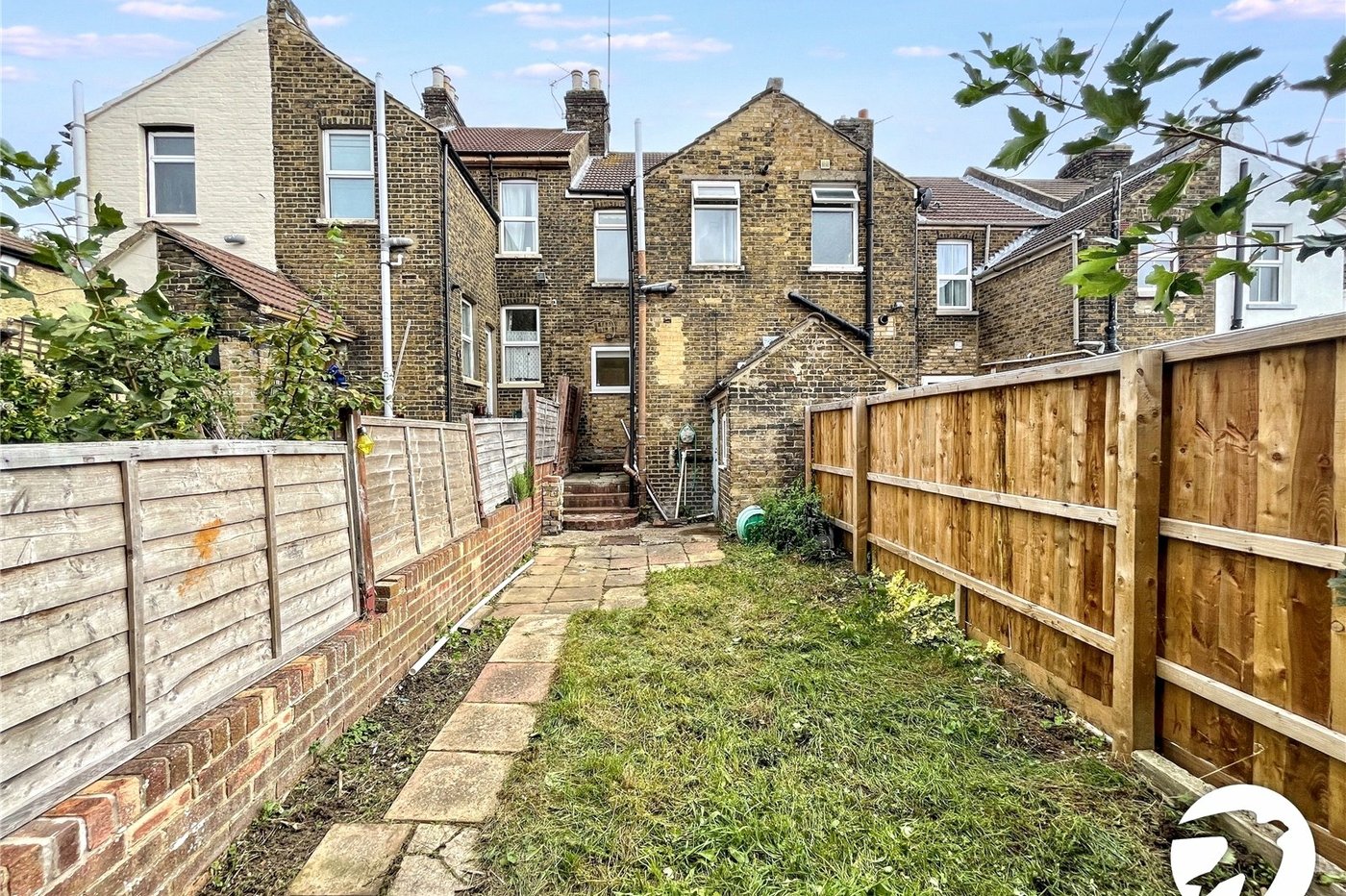 2 bedroom house for sale in Strood | Robinson Michael & Jackson