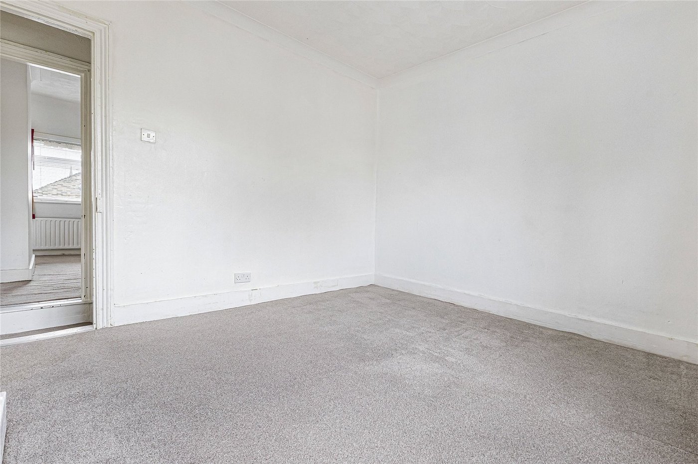 2 bedroom house for sale in Strood | Robinson Michael & Jackson