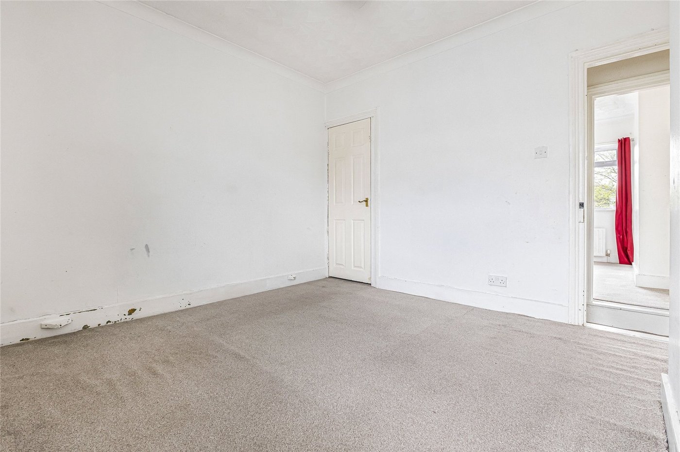 2 bedroom house for sale in Strood | Robinson Michael & Jackson