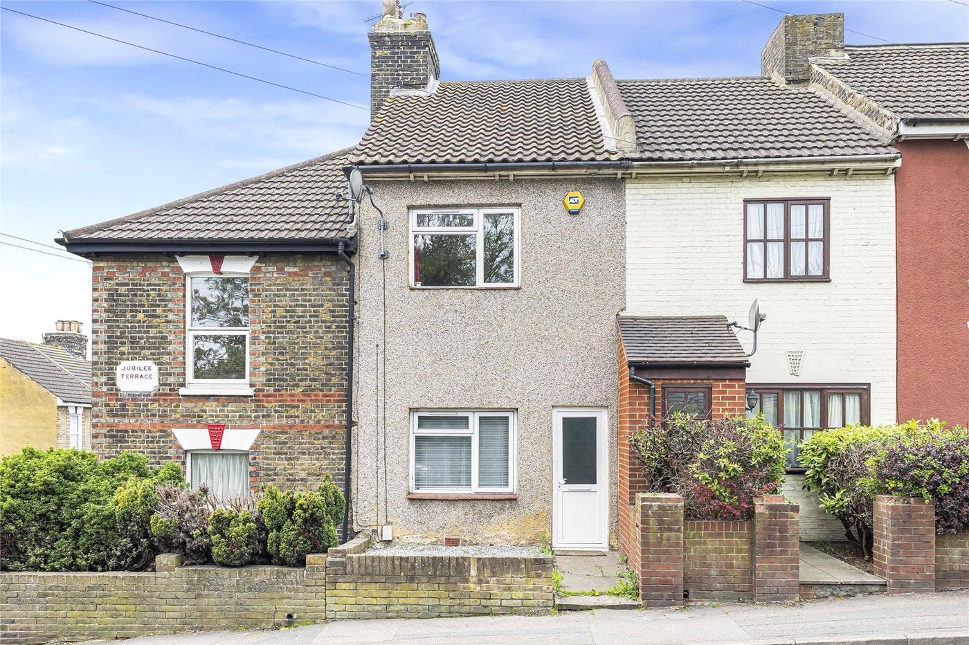 2 bedroom house for sale in Strood | Robinson Michael & Jackson