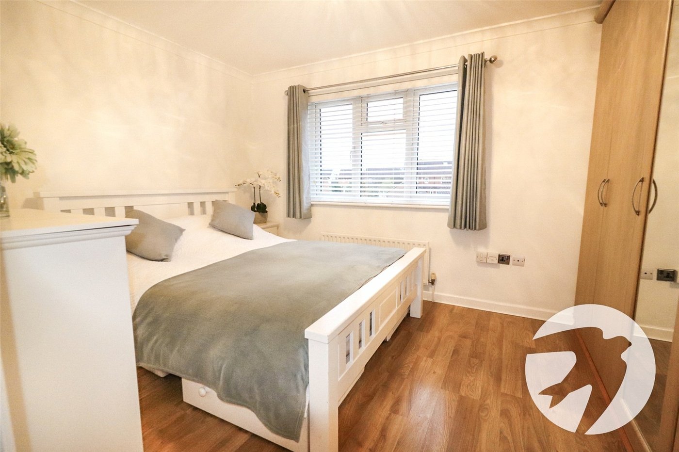 2 bedroom house for sale in Erith | Robinson Jackson