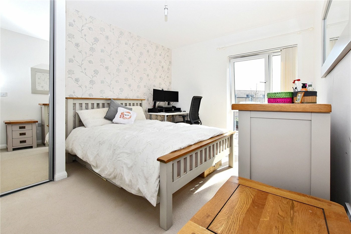 2 bedroom property for sale in Bexleyheath | Robinson Jackson