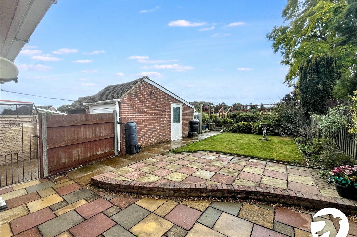 3 bedroom bungalow for sale in Sittingbourne | Robinson Michael & Jackson