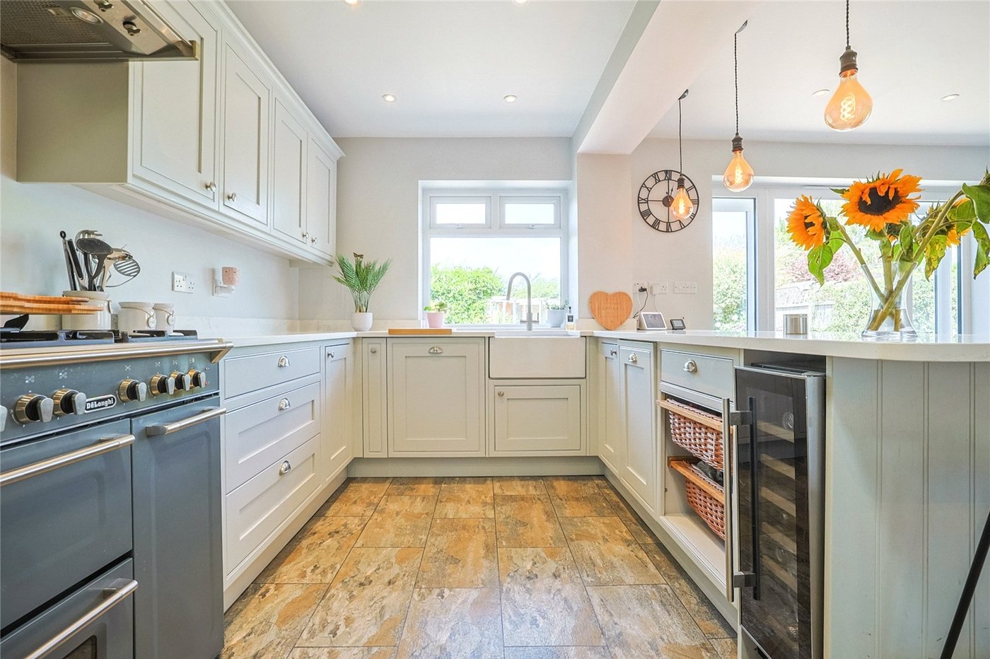 5 bedroom bungalow for sale in Sittingbourne | Robinson Michael & Jackson