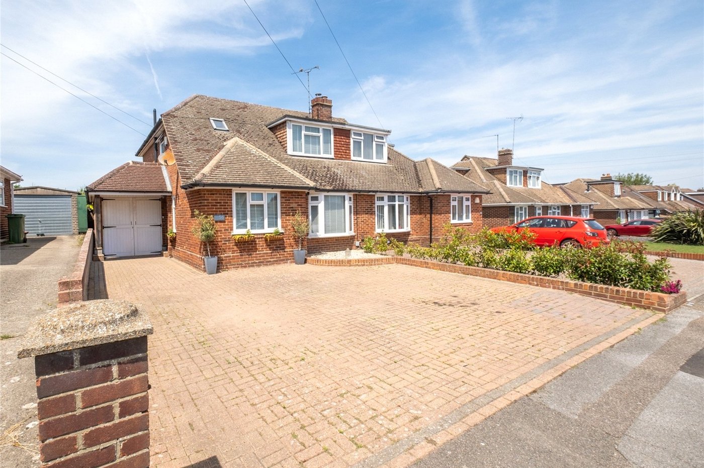 5 bedroom bungalow for sale in Sittingbourne | Robinson Michael & Jackson