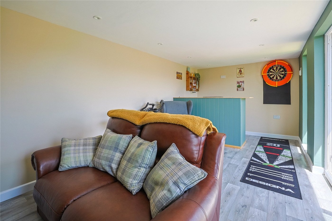 5 bedroom bungalow for sale in Sittingbourne | Robinson Michael & Jackson