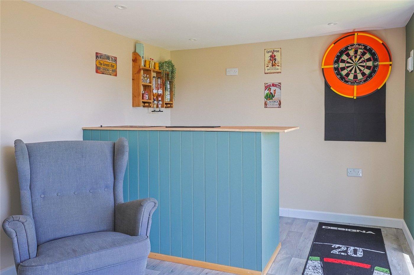 5 bedroom bungalow for sale in Sittingbourne | Robinson Michael & Jackson