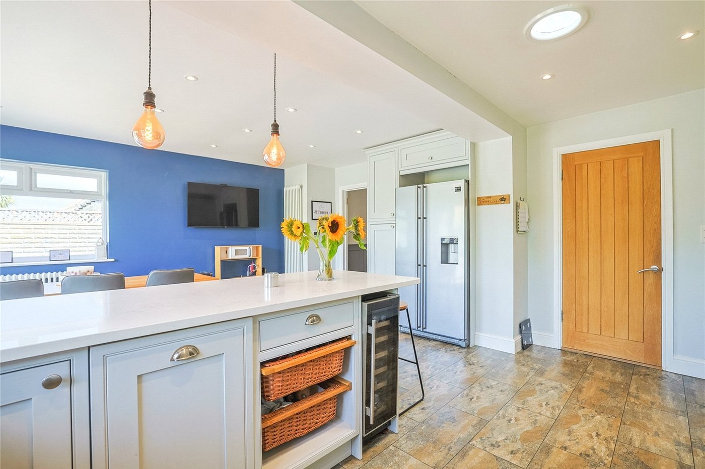 5 bedroom bungalow for sale in Sittingbourne | Robinson Michael & Jackson