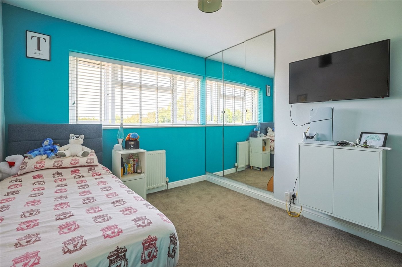 5 bedroom bungalow for sale in Sittingbourne | Robinson Michael & Jackson
