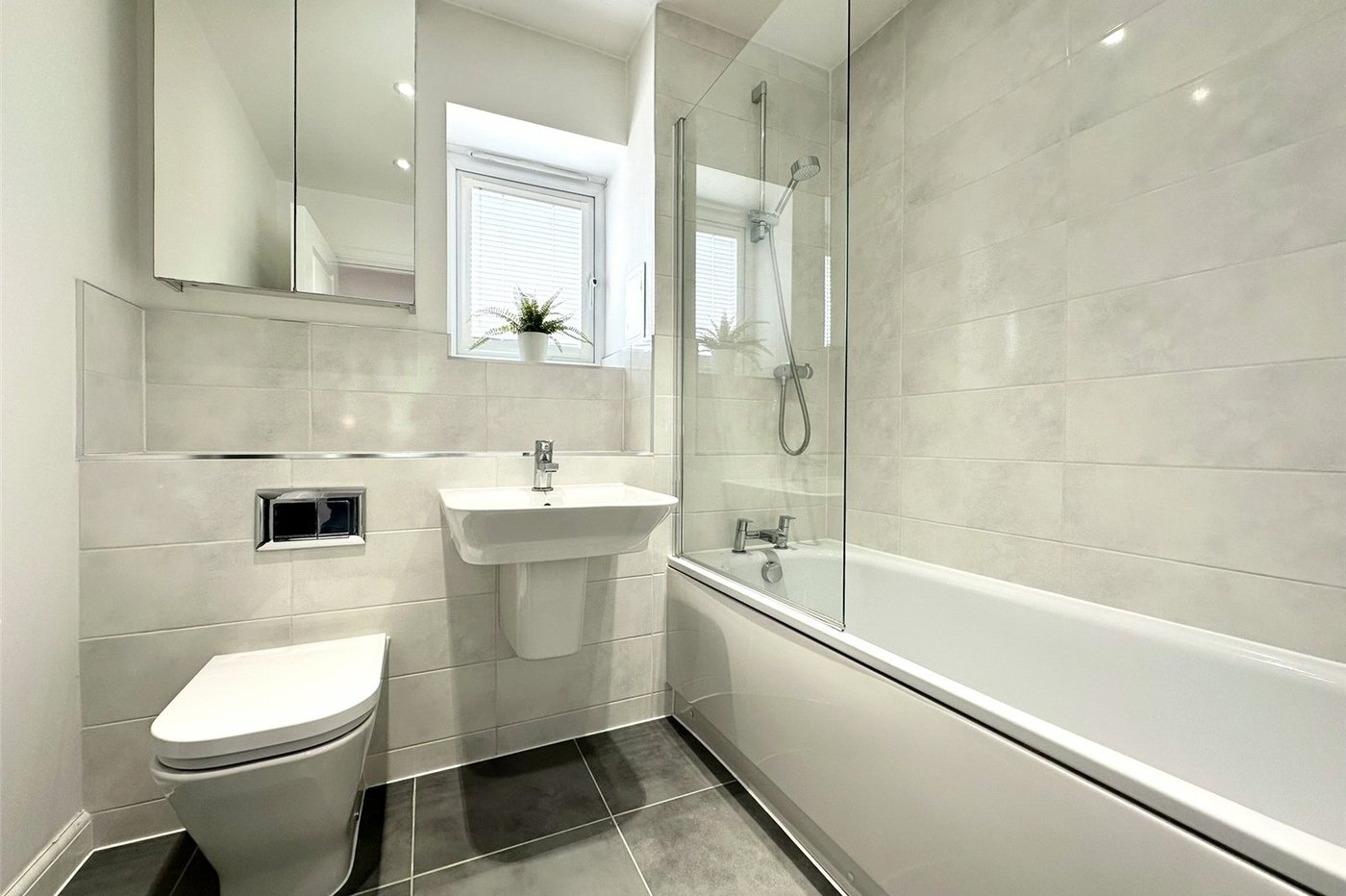 4 bedroom house for sale in Greenhithe | Robinson Jackson