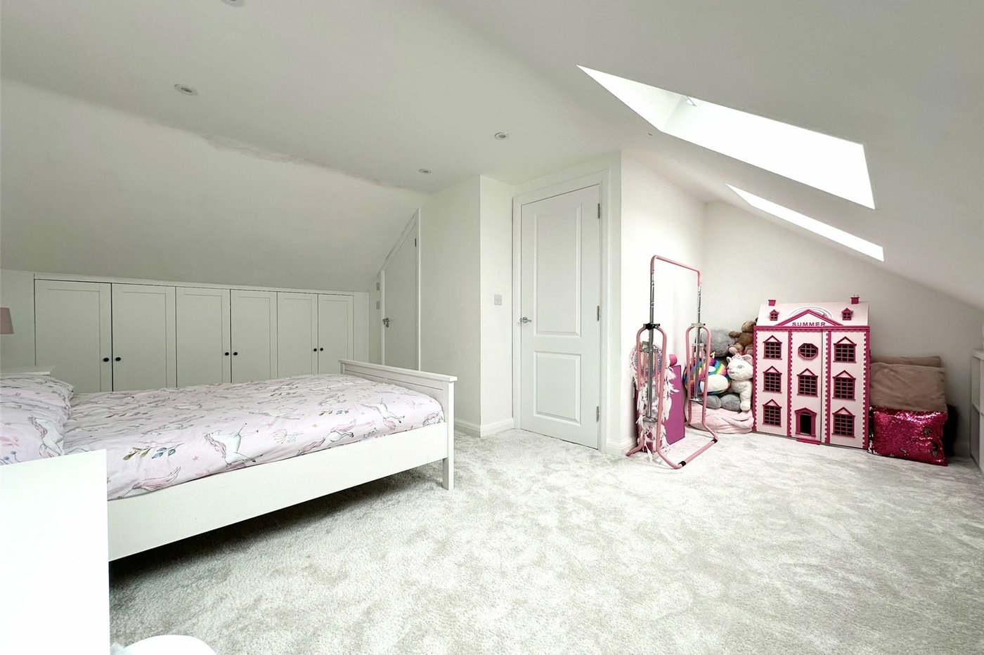 4 bedroom house for sale in Greenhithe | Robinson Jackson