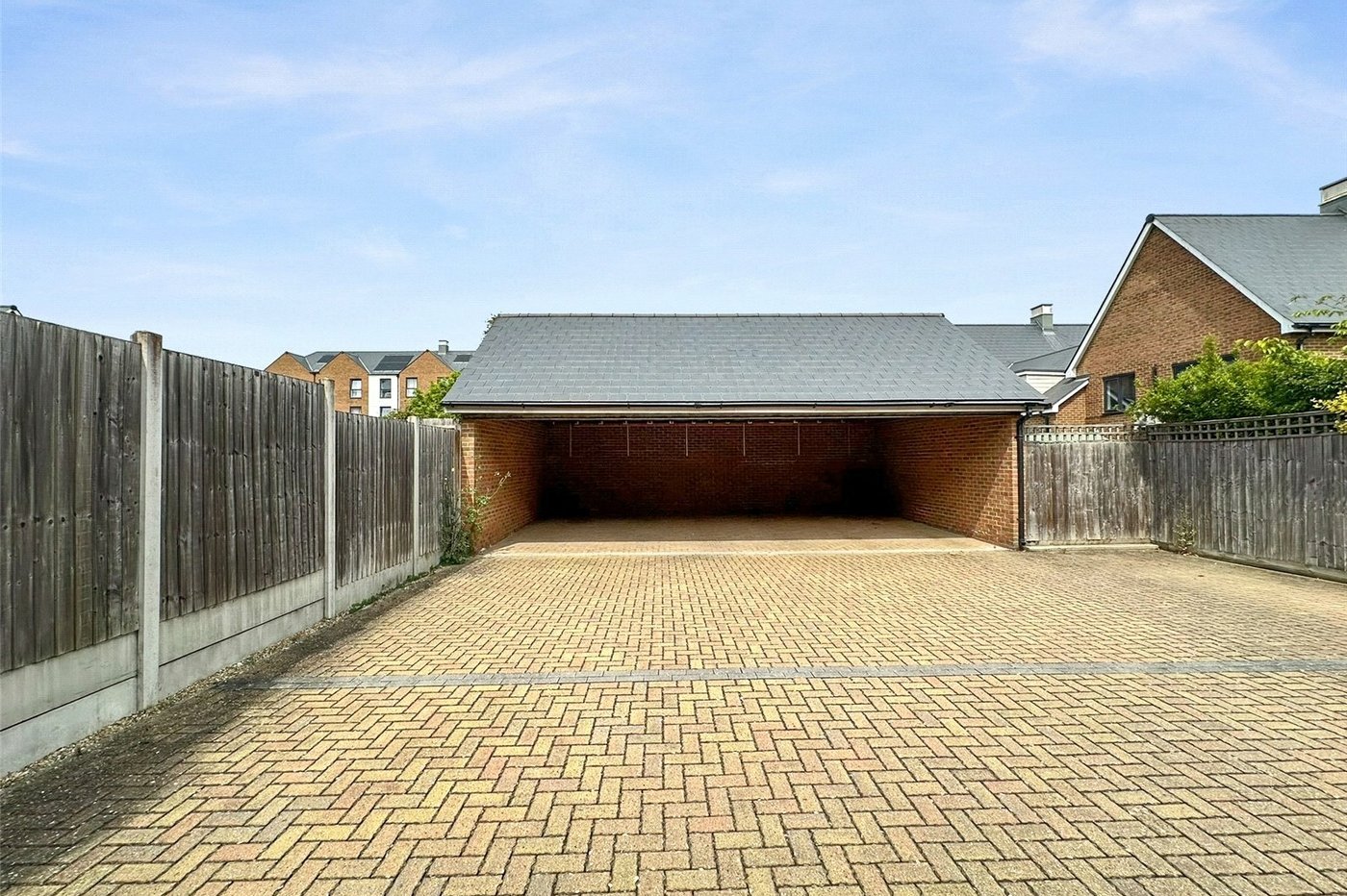 3 bedroom house for sale in Greenhithe | Robinson Jackson