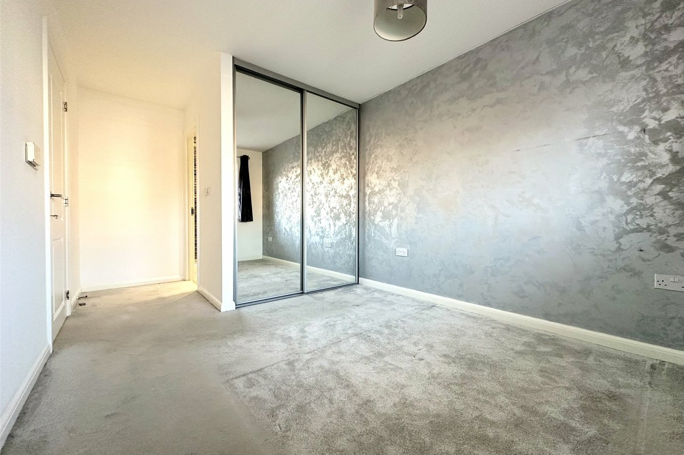 3 bedroom house for sale in Greenhithe | Robinson Jackson