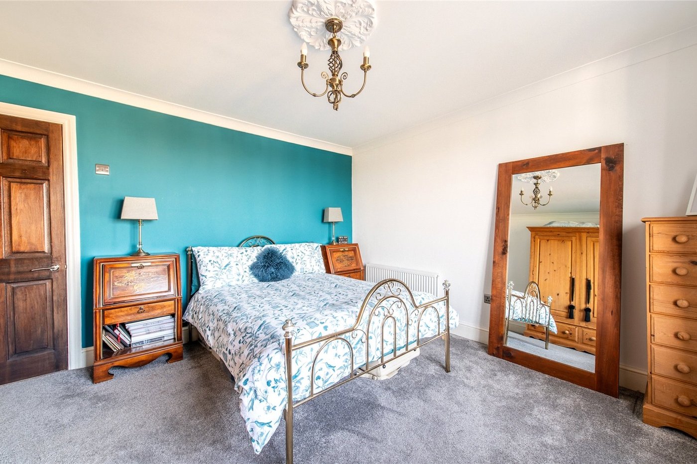 6 bedroom house for sale in Allhallows | Robinson Michael & Jackson