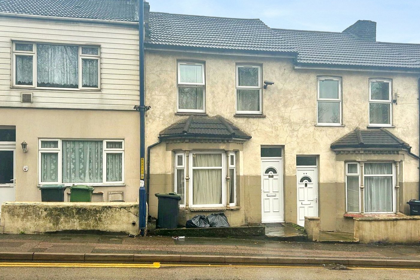 2 bedroom house for sale in Northfleet | Robinson Michael & Jackson