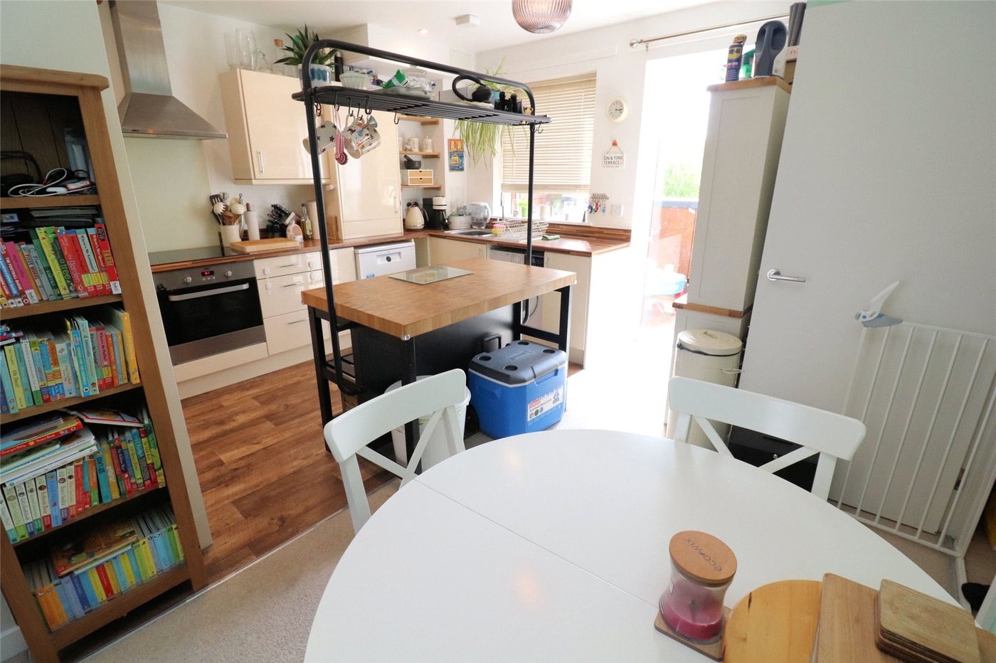 2 bedroom property for sale in Dell View Road | Robinson Jackson