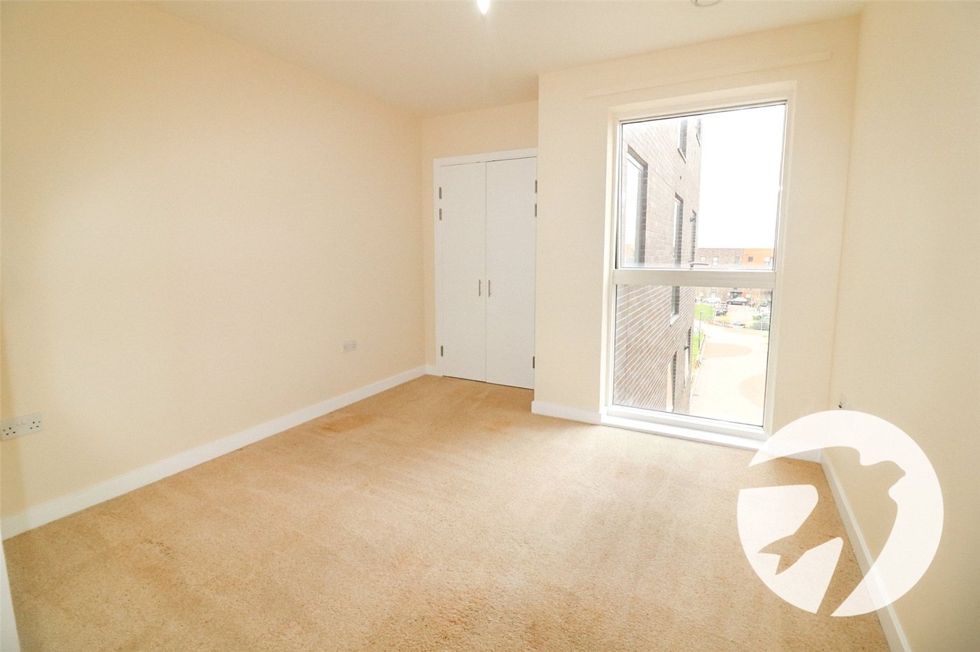 2 bedroom property to rent in Dell View Road | Robinson Jackson