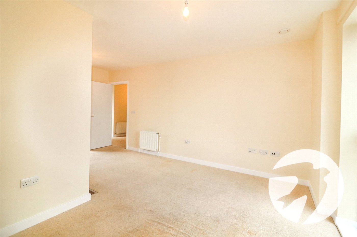 2 bedroom property to rent in Dell View Road | Robinson Jackson