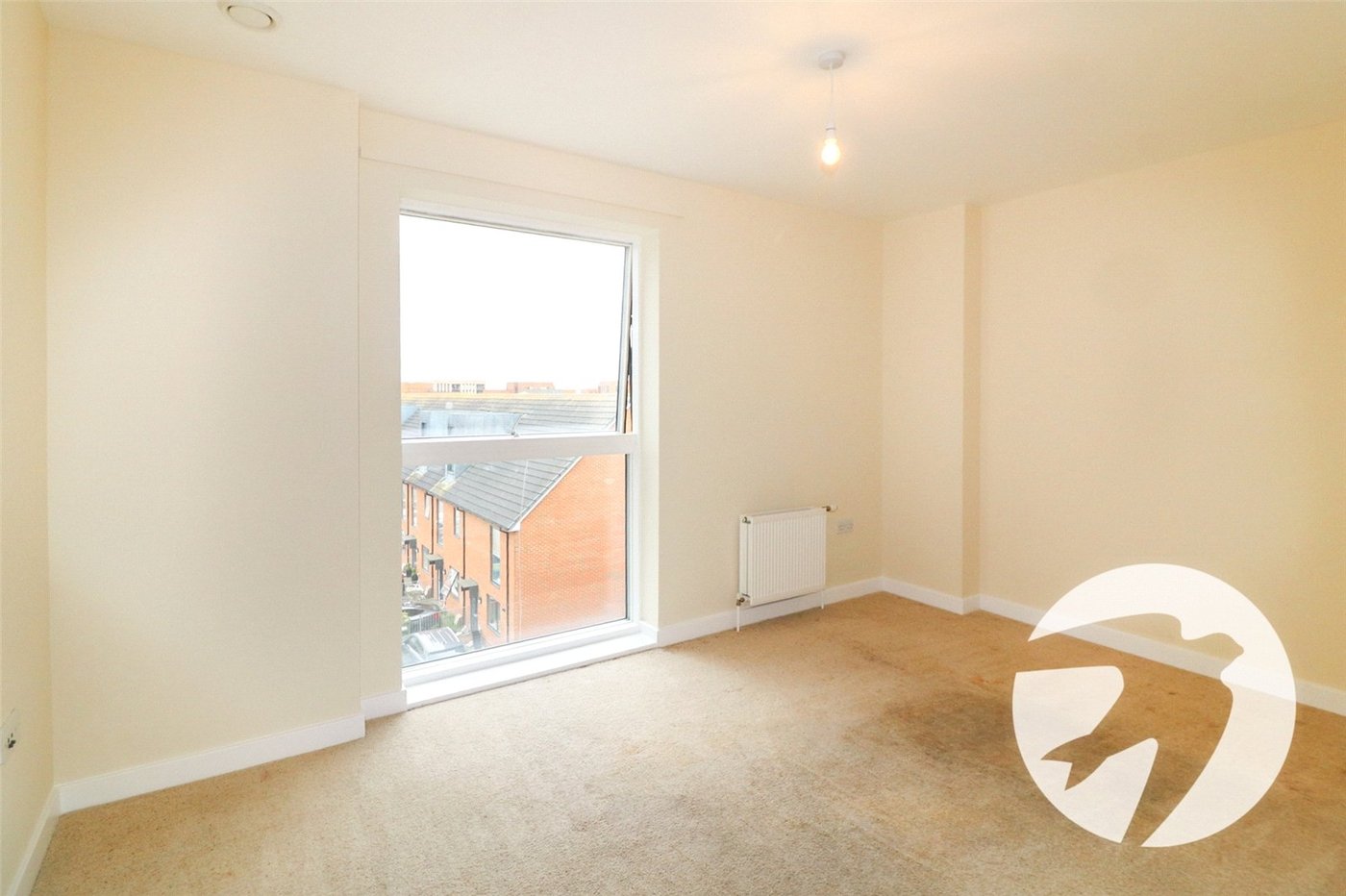 2 bedroom property to rent in Dell View Road | Robinson Jackson