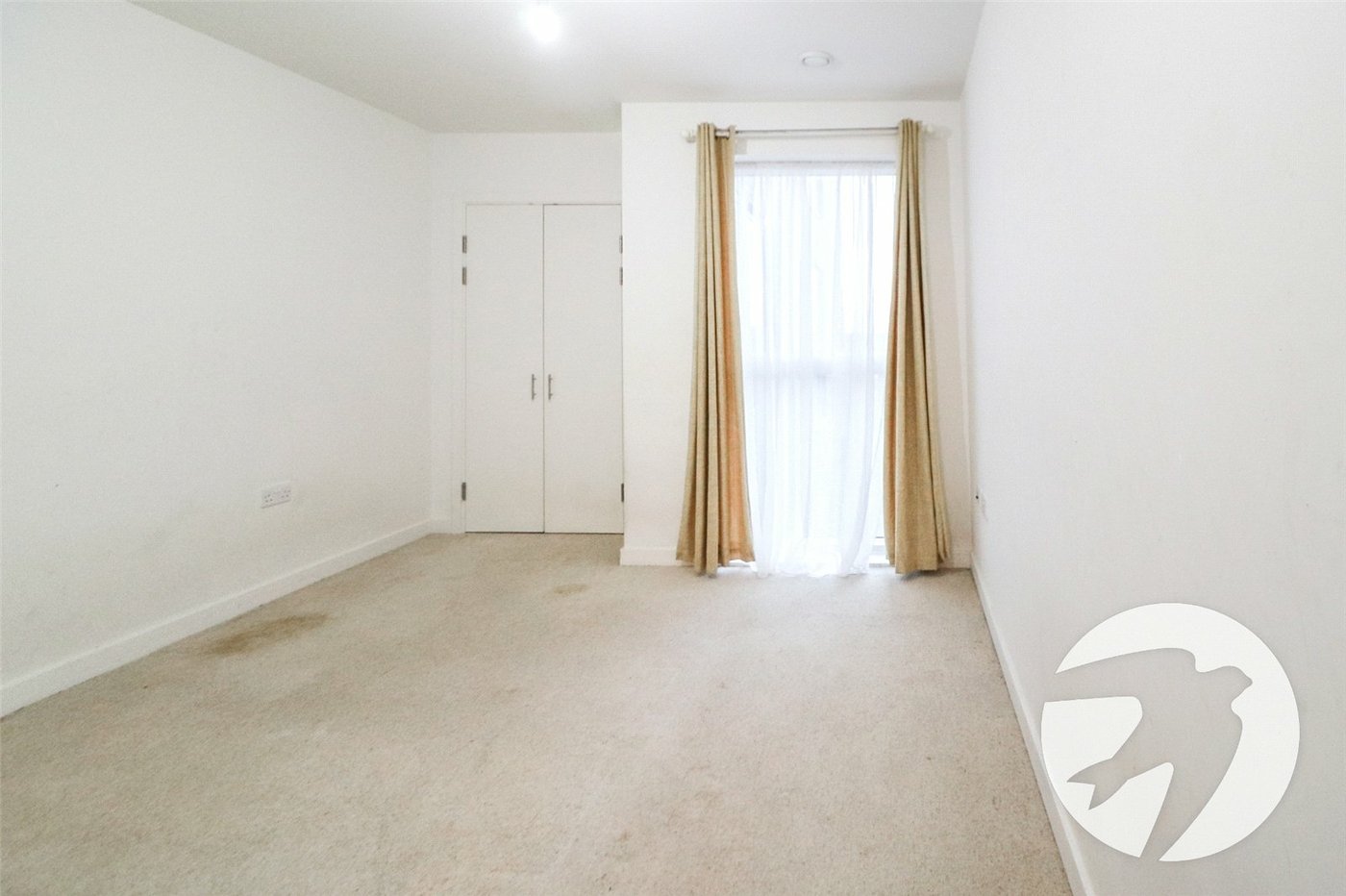 2 bedroom property for sale in Dell View Road | Robinson Jackson