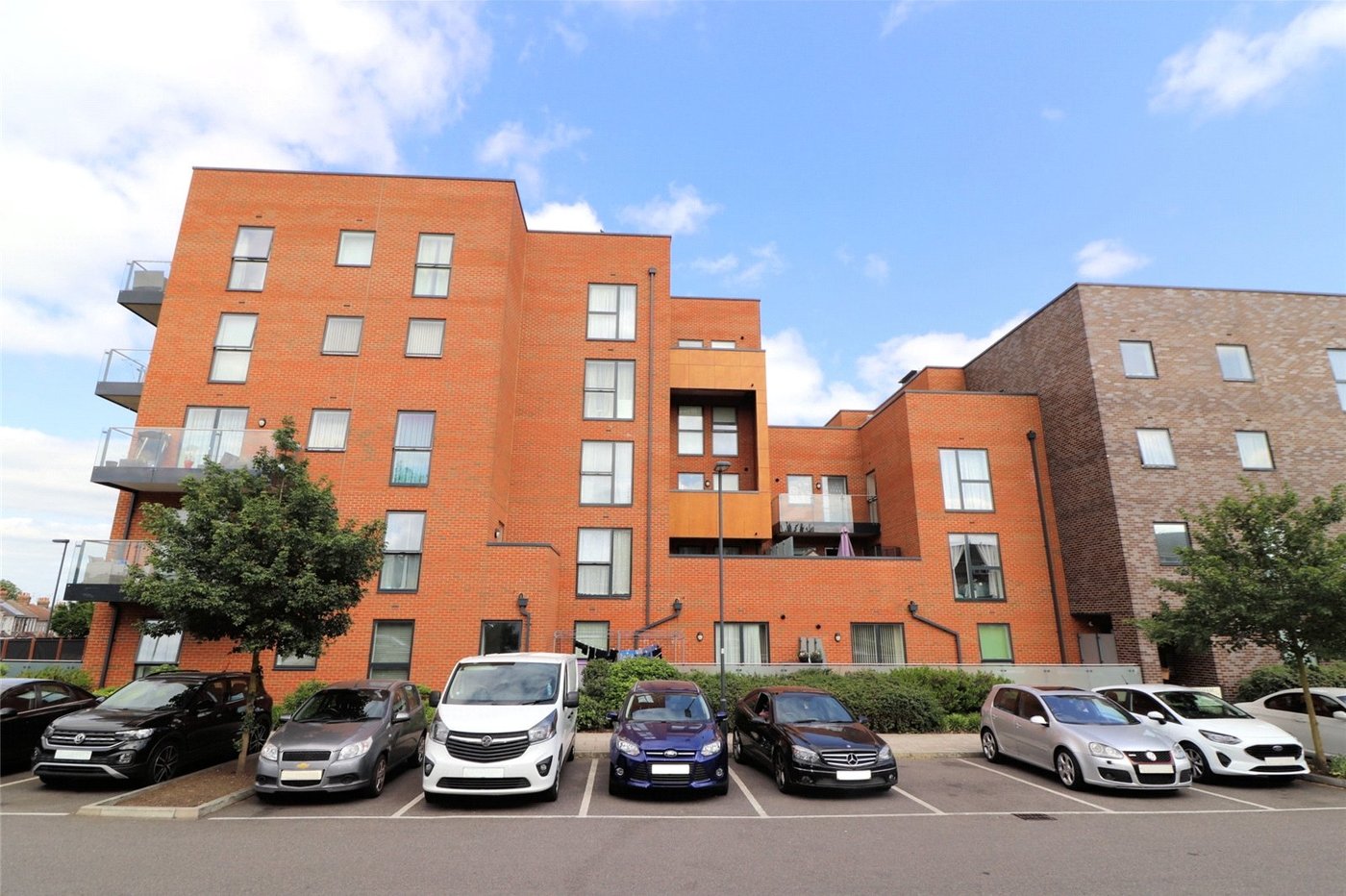 2 bedroom property for sale in Dell View Road | Robinson Jackson