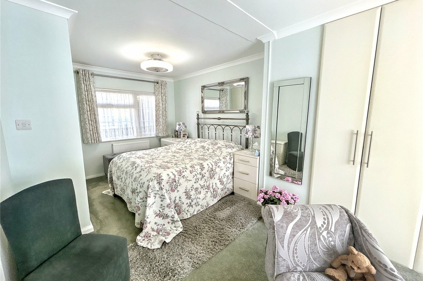 1 bedroom bungalow for sale in Old London Road | Robinson Jackson