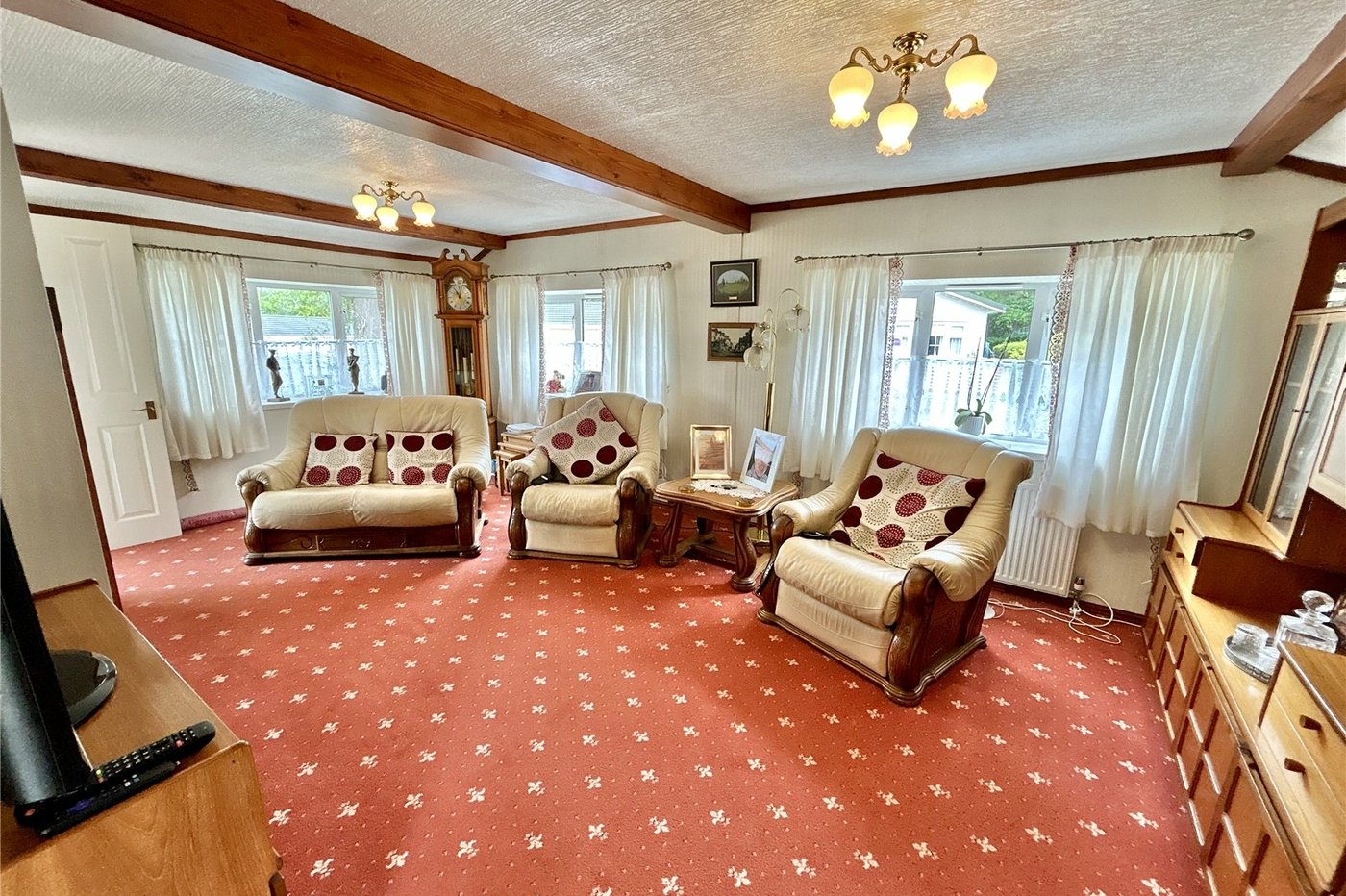 2 bedroom bungalow for sale in Old London Road | Robinson Jackson