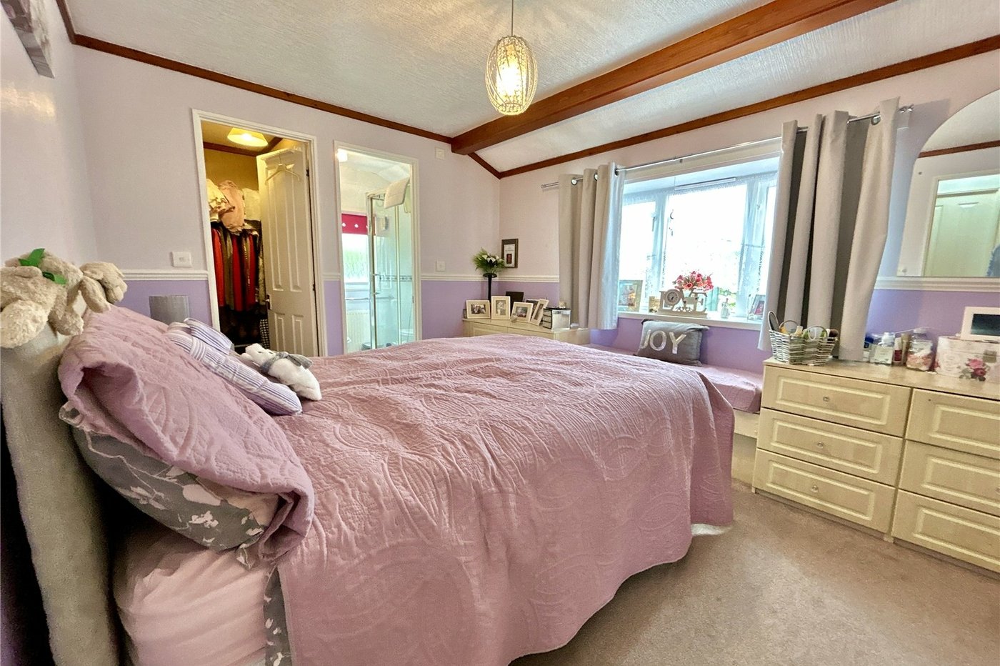 2 bedroom bungalow for sale in Old London Road | Robinson Jackson