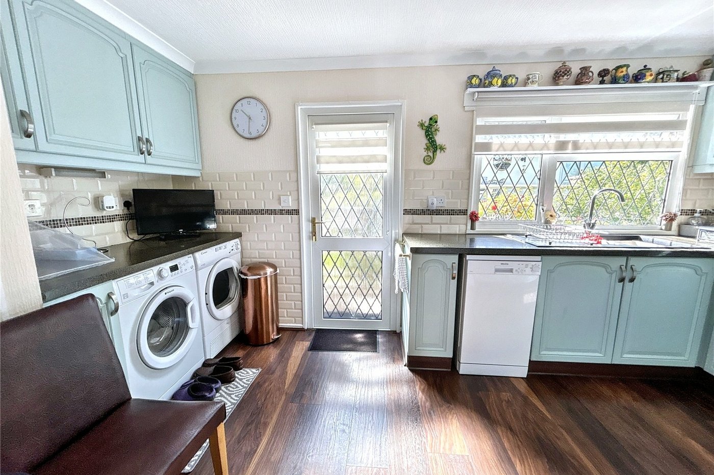 2 bedroom bungalow for sale in Old London Road | Robinson Jackson