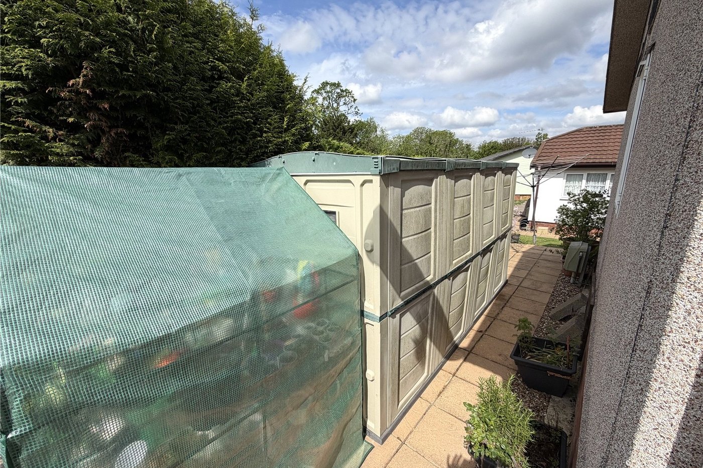 2 bedroom bungalow for sale in Old London Road | Robinson Jackson