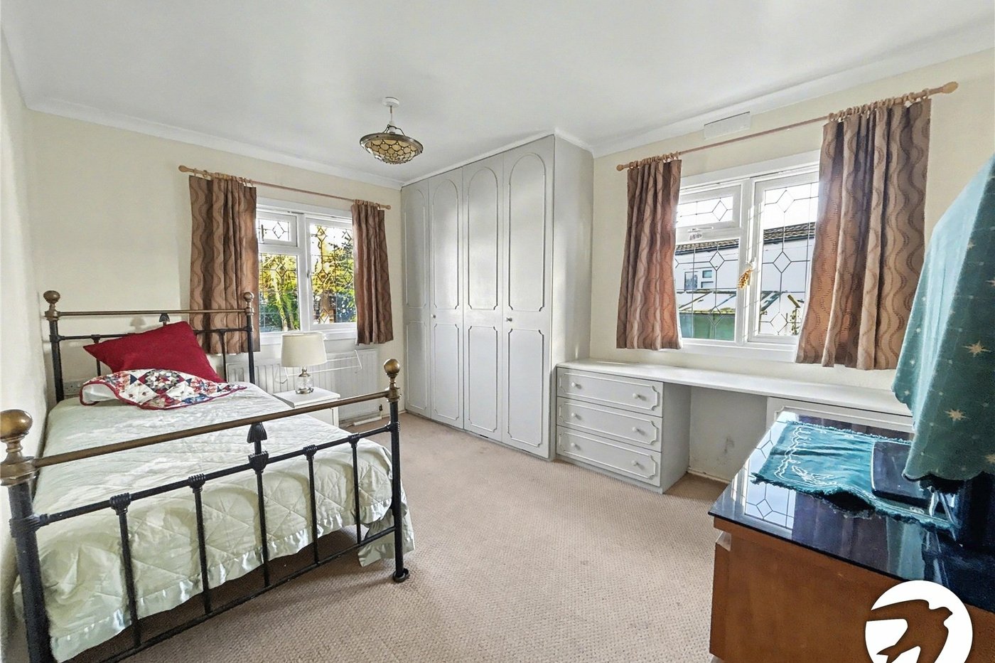 2 bedroom bungalow for sale in Old London Road | Robinson Jackson