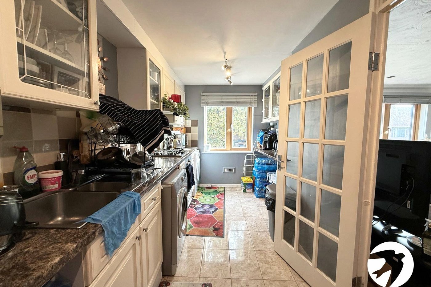 2 bedroom property for sale in London | Robinson Jackson