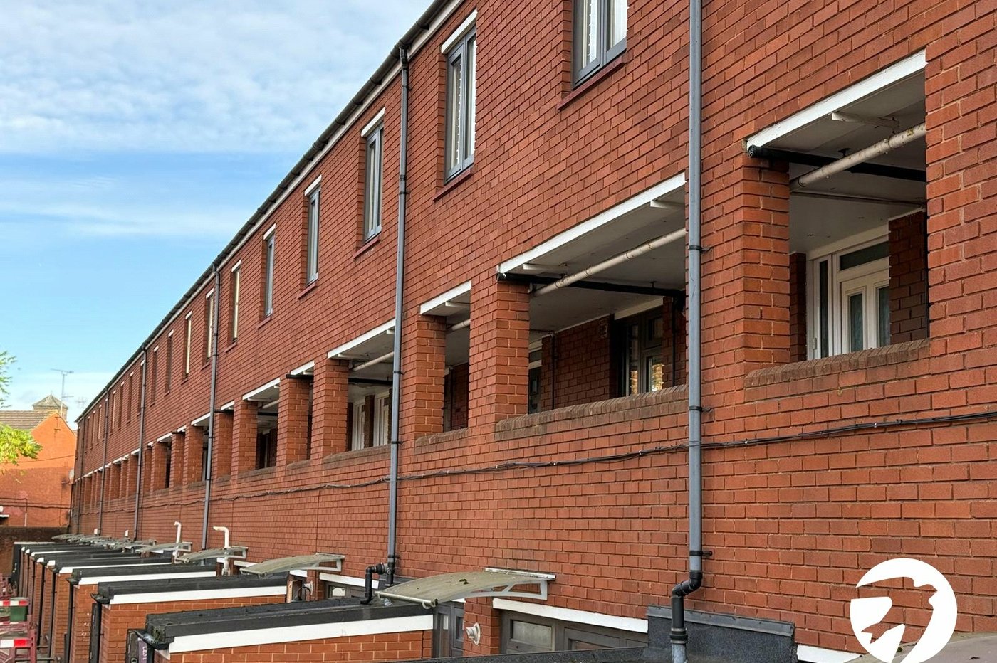 2 bedroom property for sale in London | Robinson Jackson