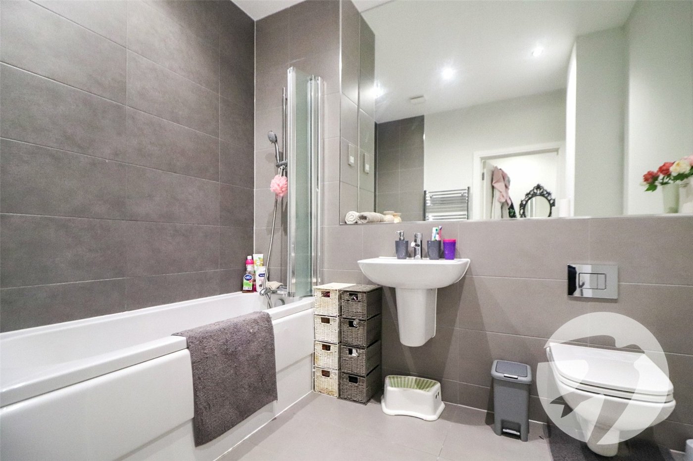 2 bedroom property for sale in Erith | Robinson Jackson