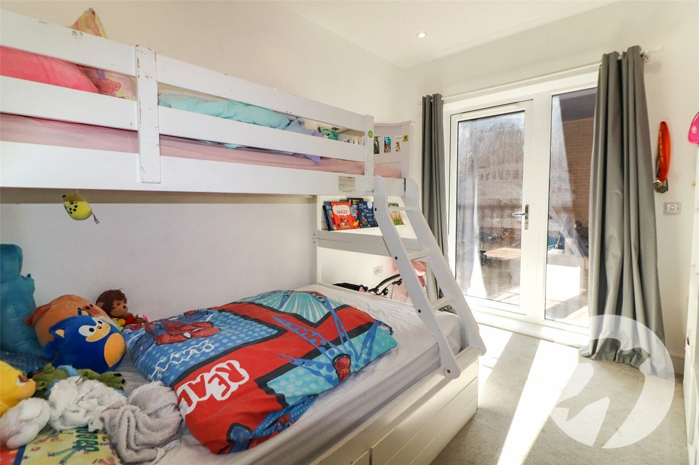 2 bedroom property for sale in Erith | Robinson Jackson