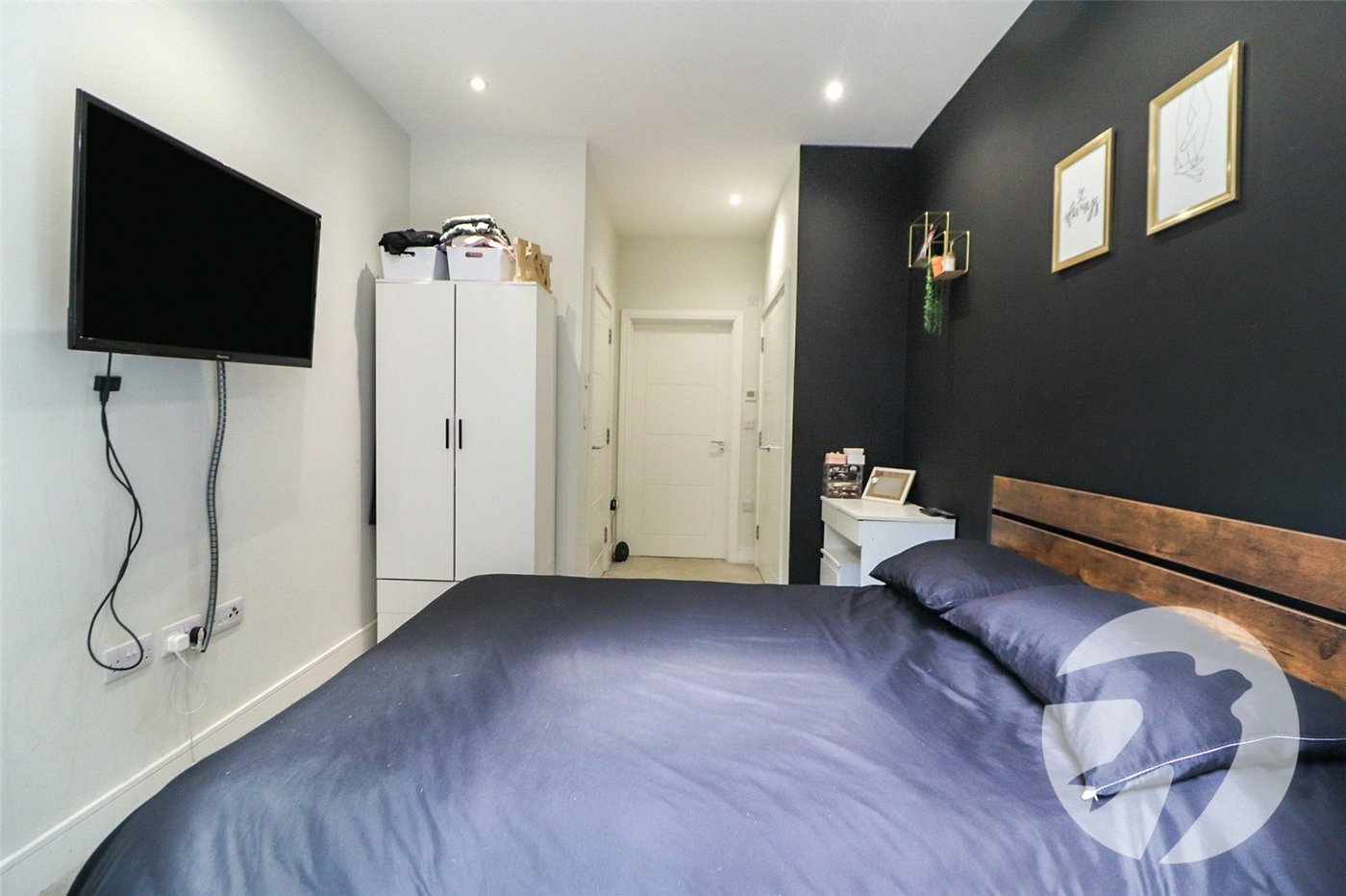 2 bedroom property for sale in Erith | Robinson Jackson