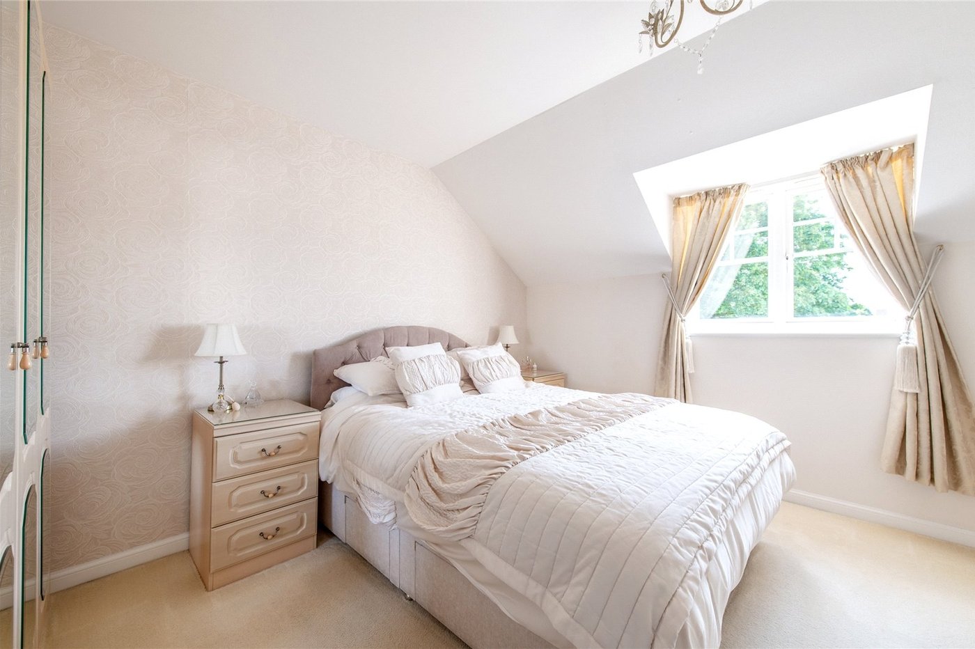 2 bedroom house for sale in Maidstone | Robinson Michael & Jackson