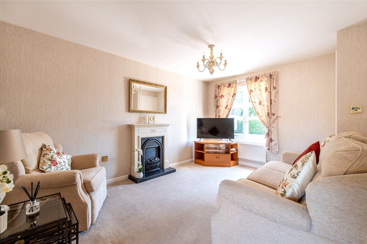 2 bedroom house for sale in Maidstone | Robinson Michael & Jackson