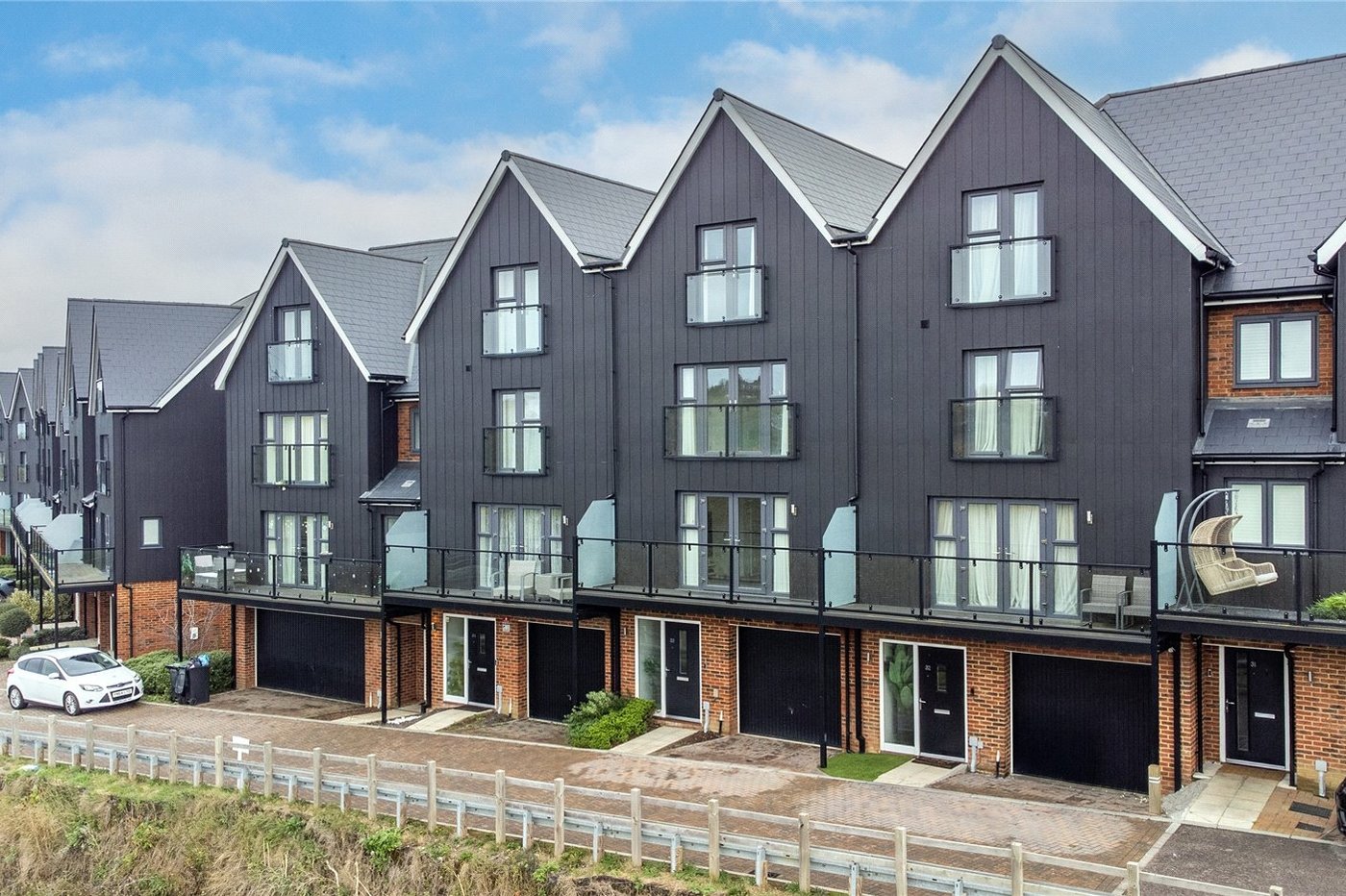 4 bedroom house for sale in Northfleet | Robinson Michael & Jackson