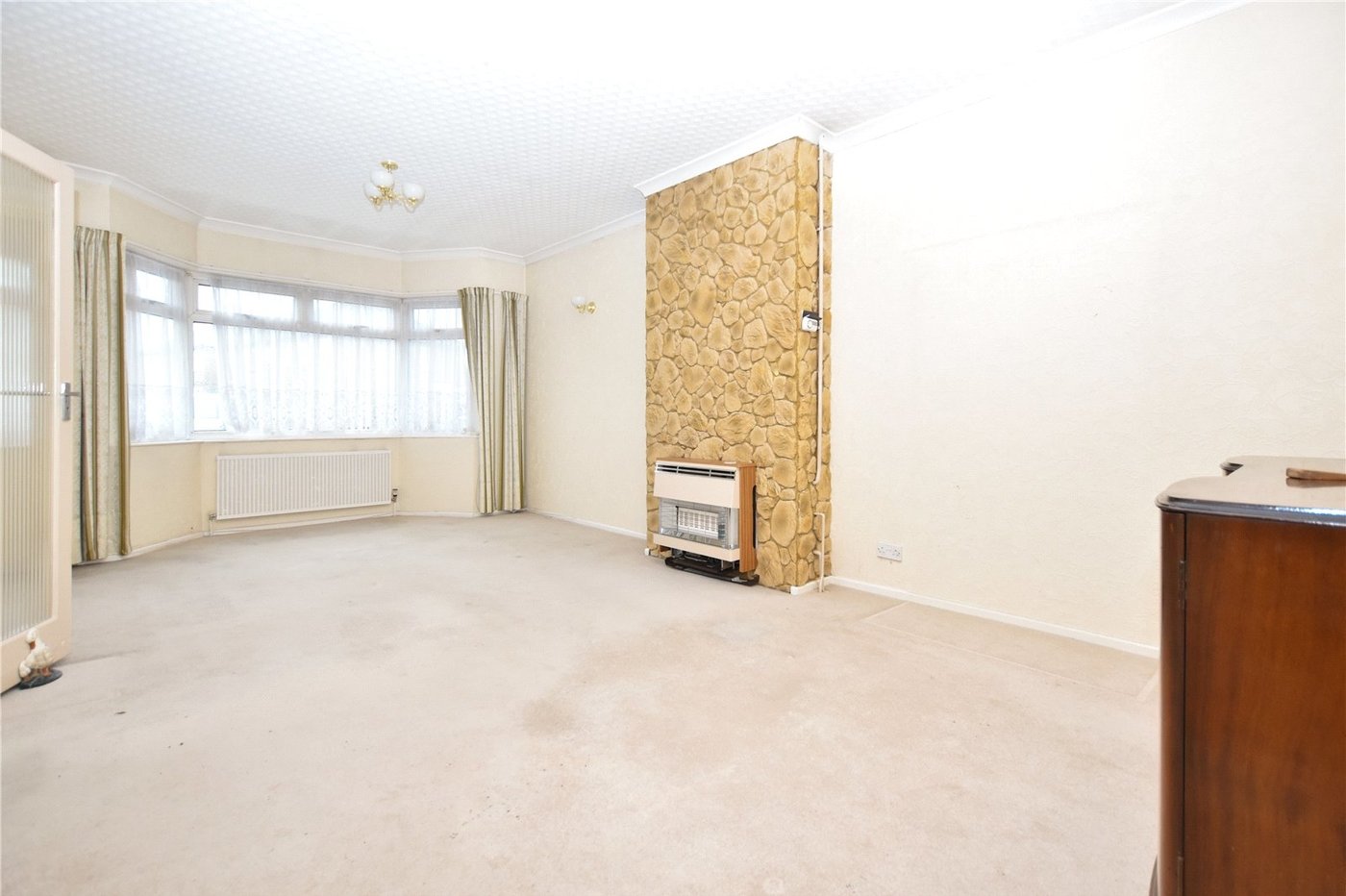 2 bedroom bungalow for sale in Bexleyheath | Robinson Jackson