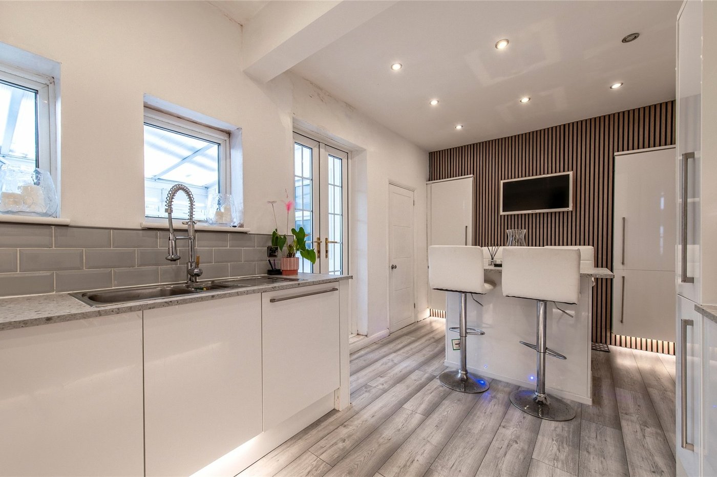 6 bedroom house for sale in Gillingham | Robinson Michael & Jackson