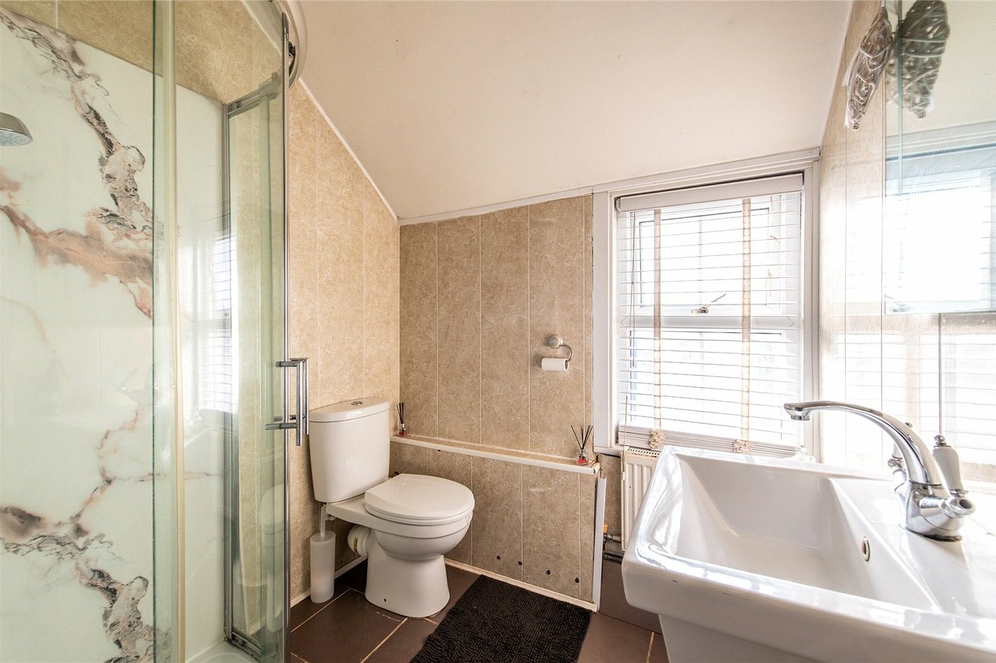 6 bedroom house for sale in Gillingham | Robinson Michael & Jackson