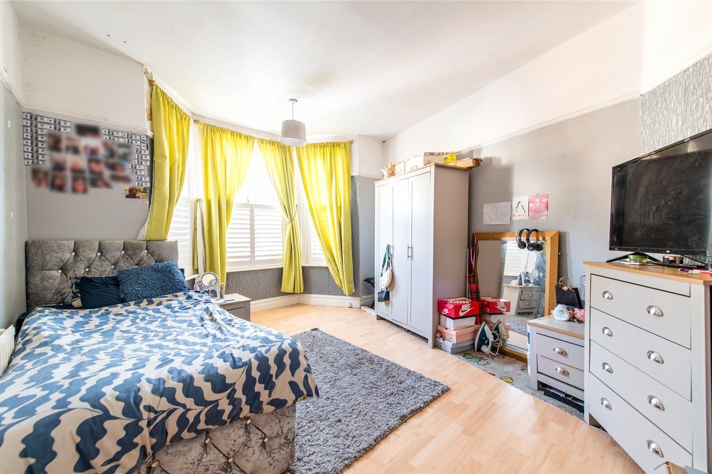 6 bedroom house for sale in Gillingham | Robinson Michael & Jackson