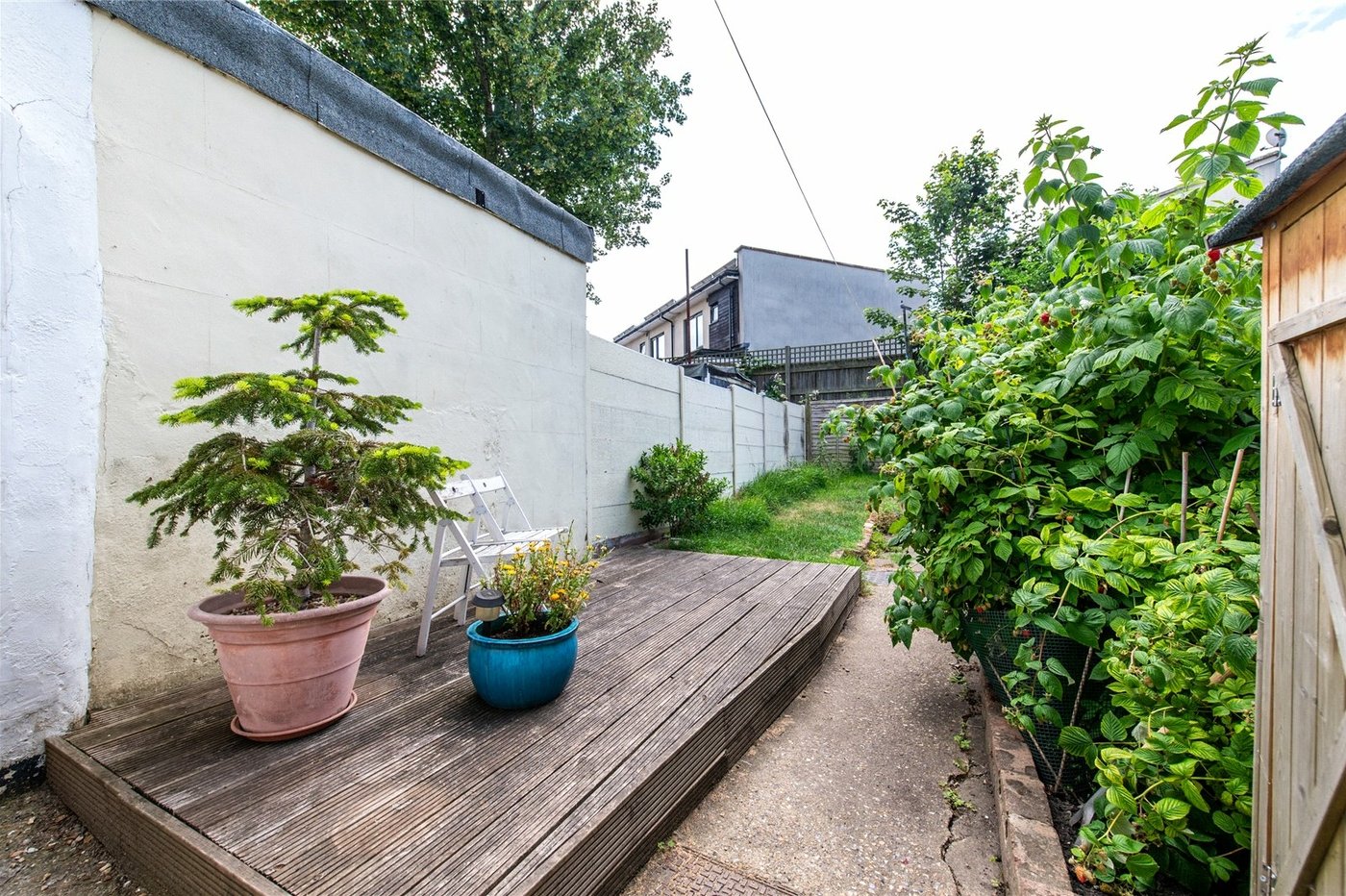 2 bedroom house for sale in Gravesend | Robinson Michael & Jackson