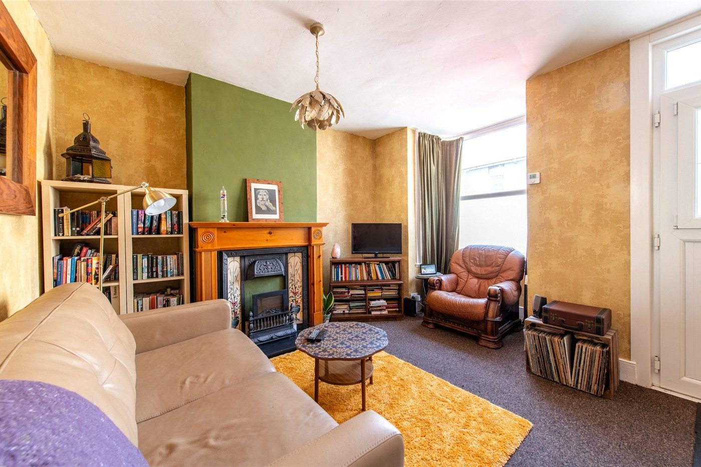 2 bedroom house for sale in Gravesend | Robinson Michael & Jackson