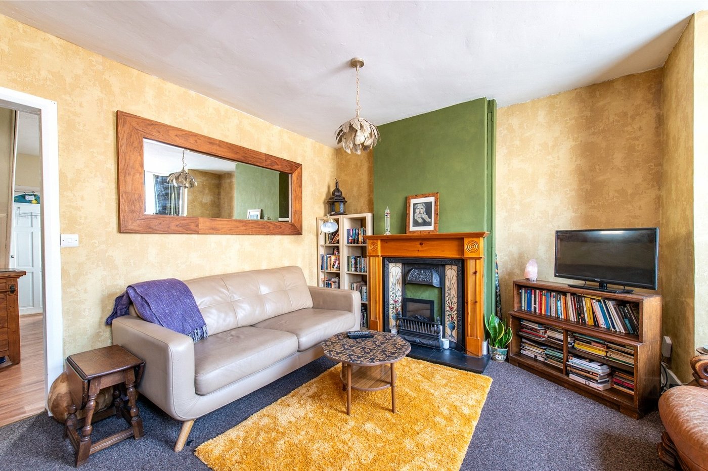 2 bedroom house for sale in Gravesend | Robinson Michael & Jackson