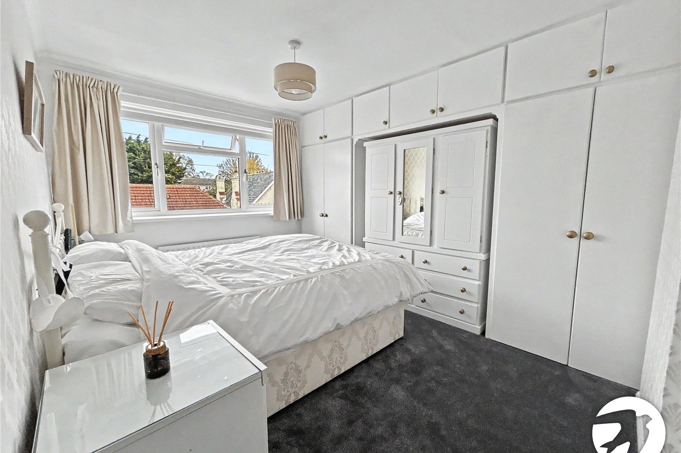 4 bedroom house to rent in Sidcup | Robinson Jackson
